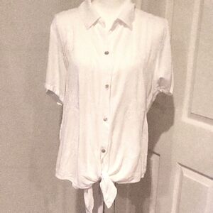 Italian Women's White Button-Up Top